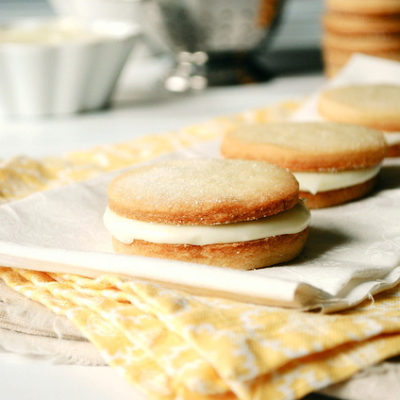 Lemon Sandwich Cookies