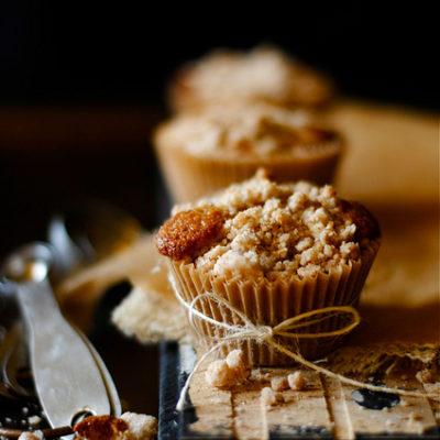 Chunky Apple Cinnamon Muffins with Crumb Topping