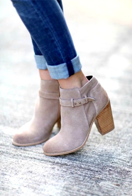 ankle booties with skinny jeans
